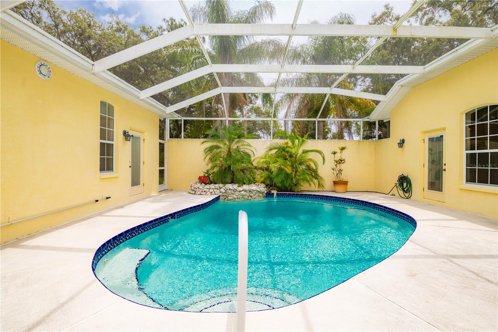 Private pool