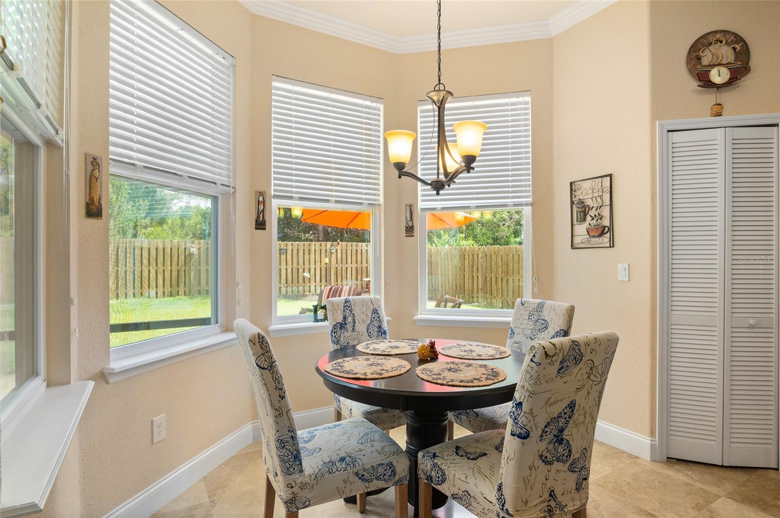 Breakfast Nook