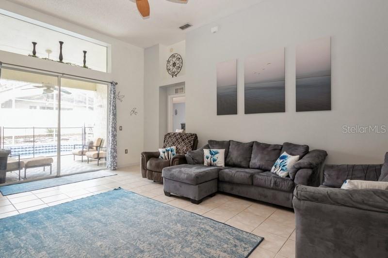 Family room with view to lanai