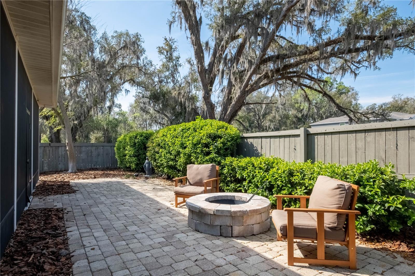 NEW ORLEANS INSPIRED BRICK COURTYARD AND FIREPIT