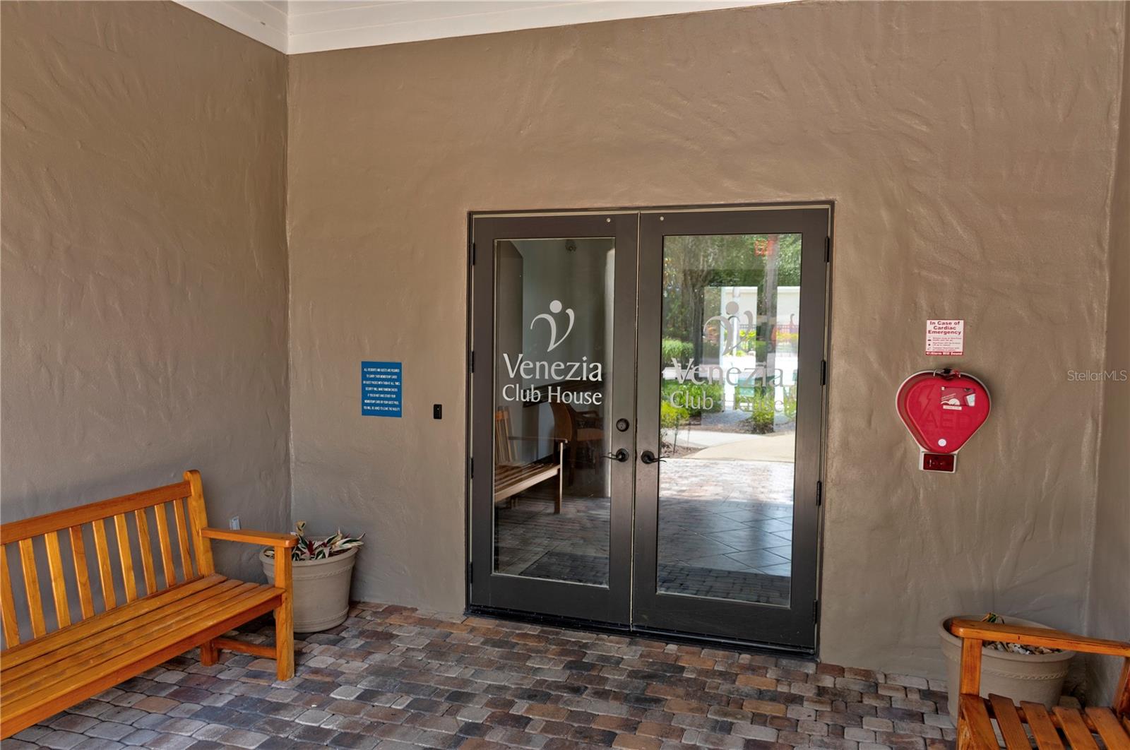 The Venezia clubhouse, pool, and tennis courts are less than a half-mile away!