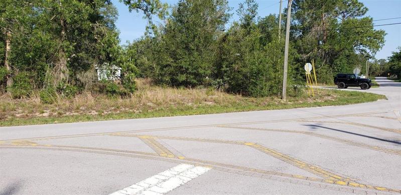 Corner lot
