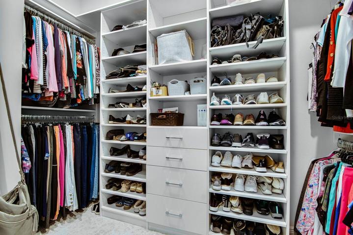 Master Closet 2