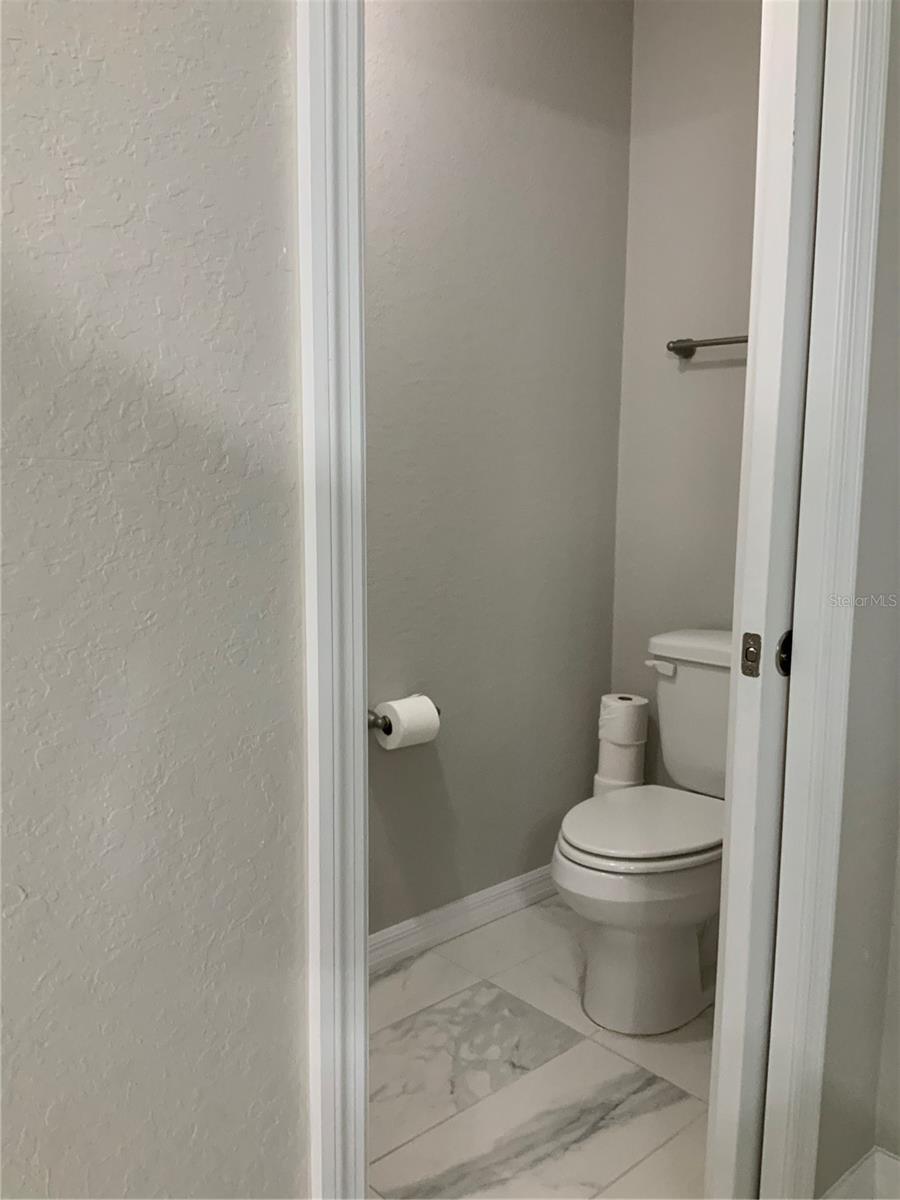 Private commode