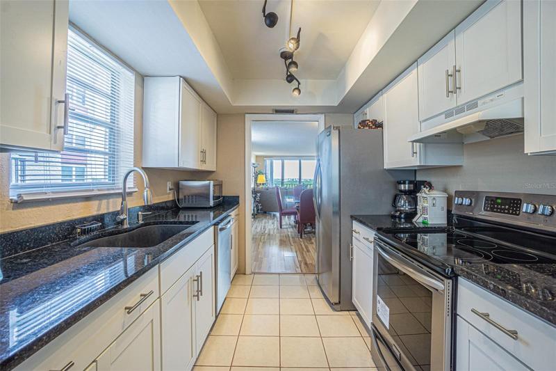 Lots of Cabinets in theKitchen