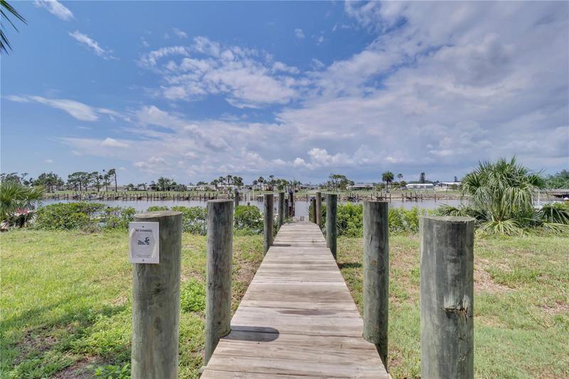 DOCK LEADING TO BOAT DOCK