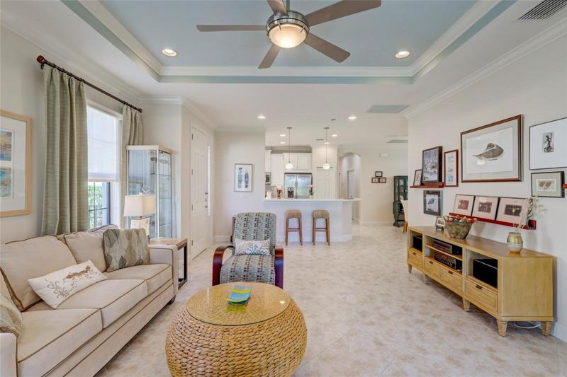 Tray ceiling in great room