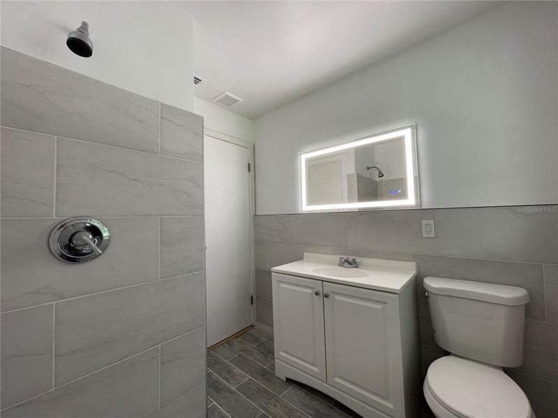 Main Bath with Finishing Touches