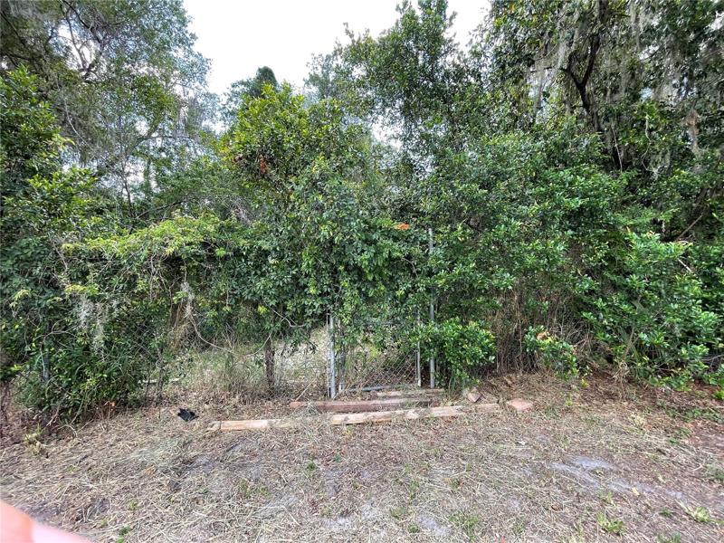 Private Gate to Bourlay Historic Nature Park on your Backyard