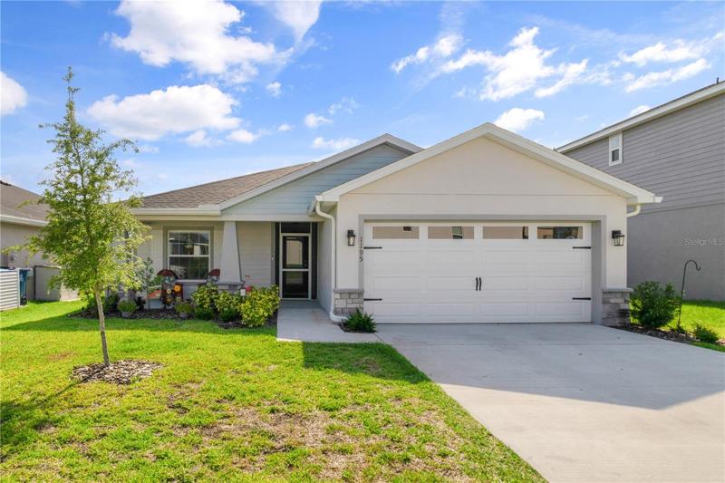 Located in the desirable Geneva Landings community in Davenport, this stunning home is a true gem, offering a perfect blend of modern luxury and comfort!