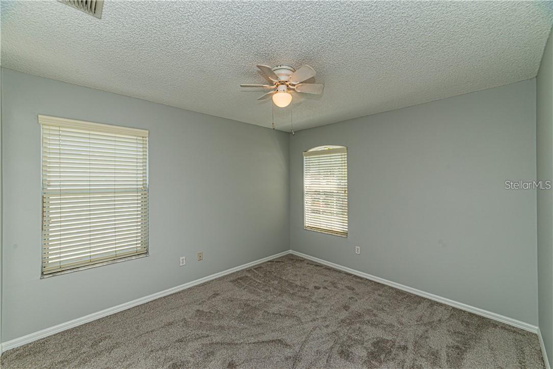 Auxiliary  Upstairs Bedroom