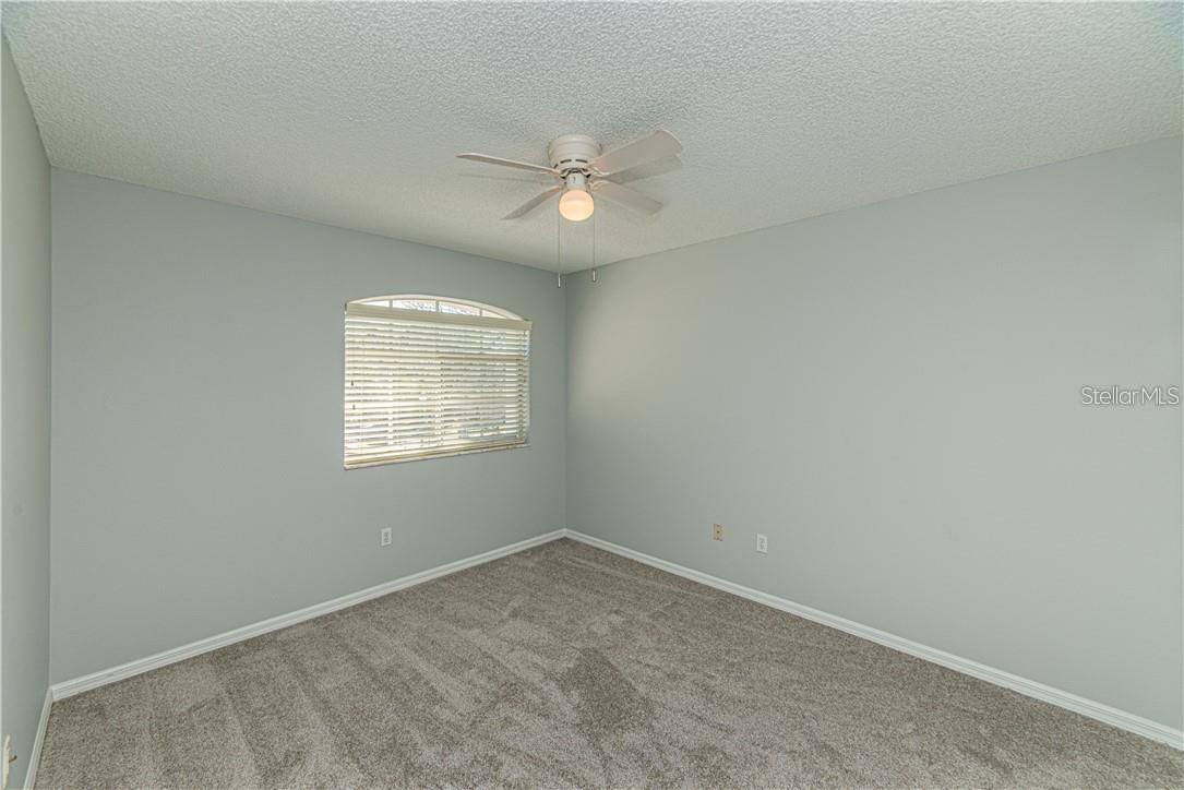 Auxiliary  Upstairs Bedroom