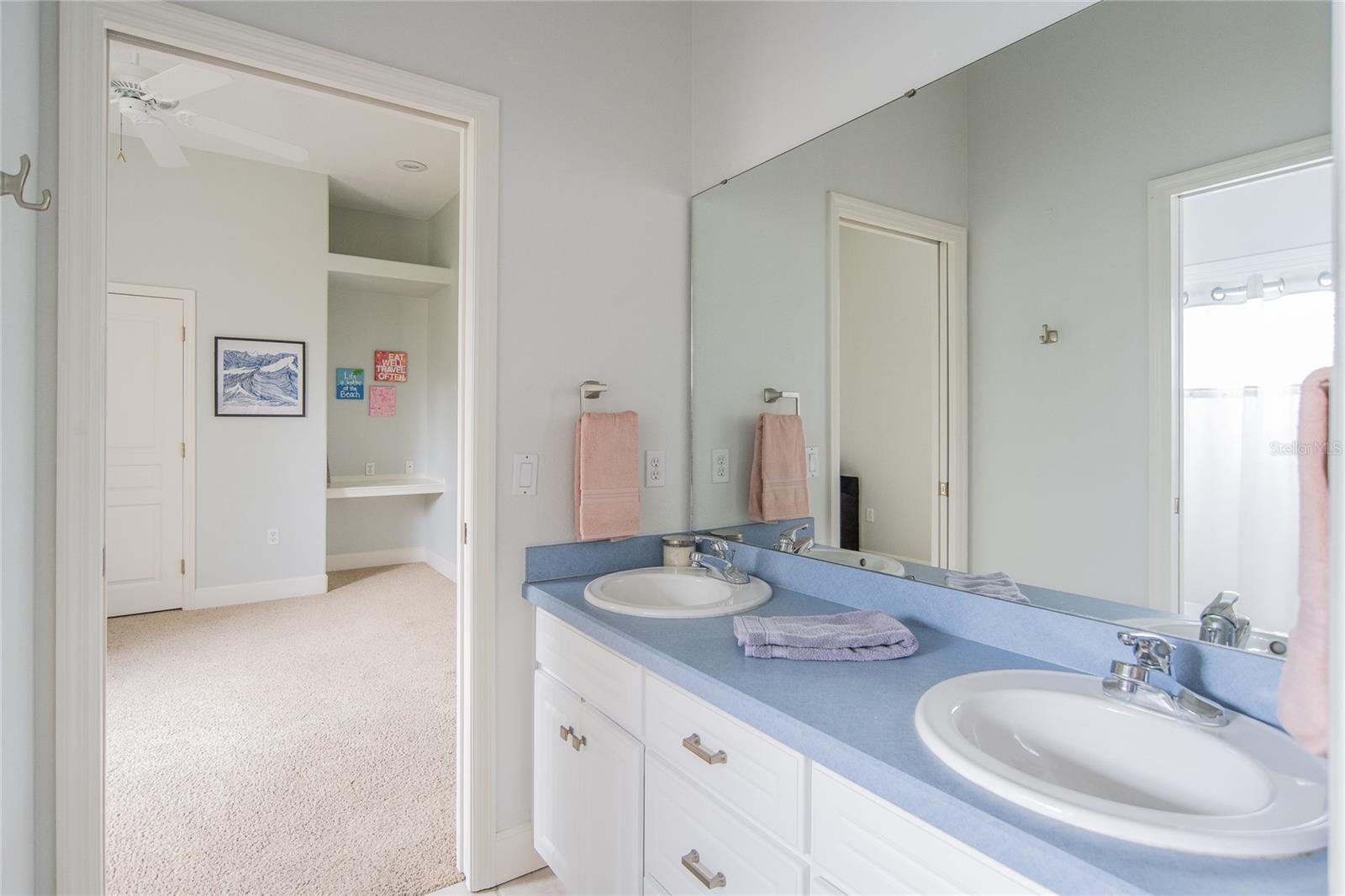 Jack n Jill bath