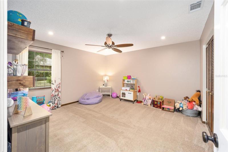 Guest Bedroom to Hallway