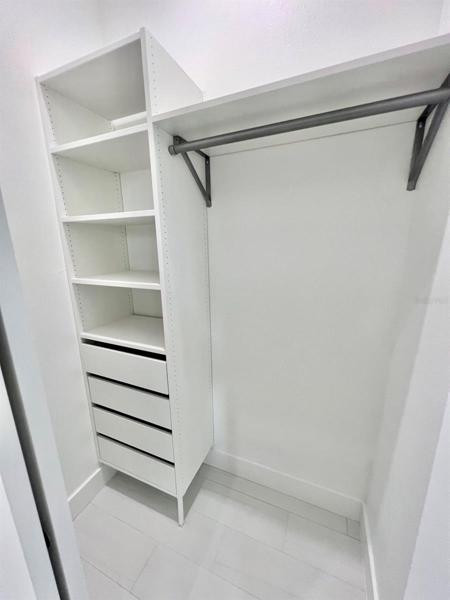 Closet 2