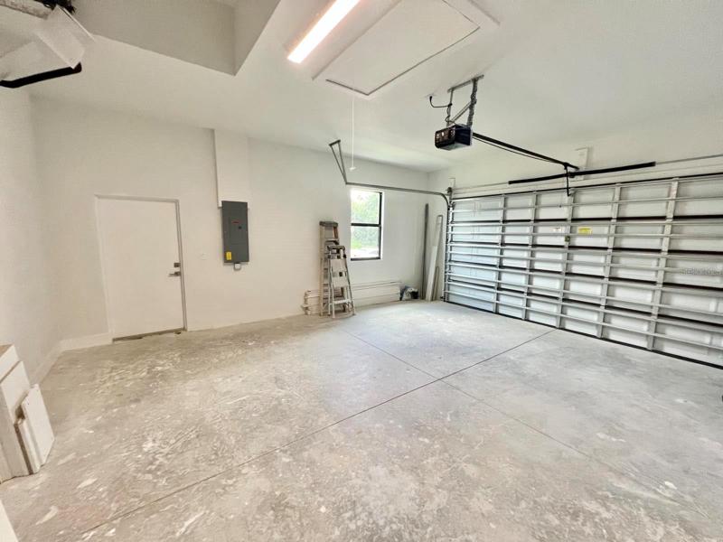 Garage 1