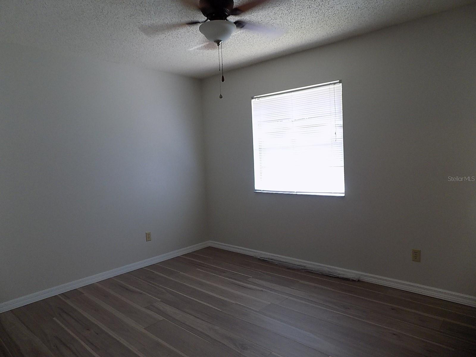 BEDROOM 2 WITH WALK-IN CLOSET