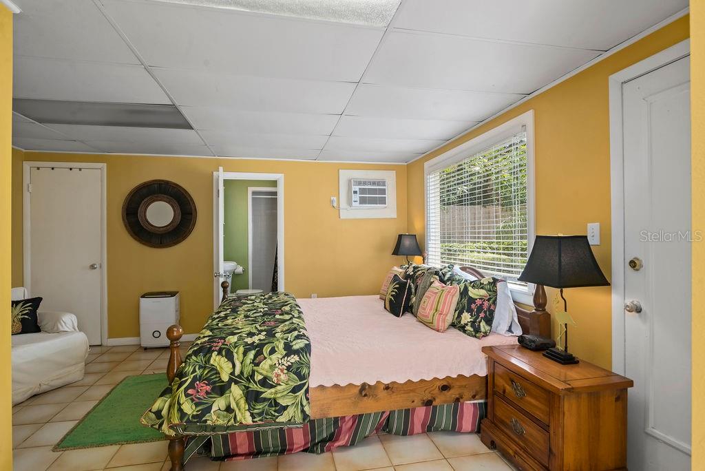 Guest house bedroom