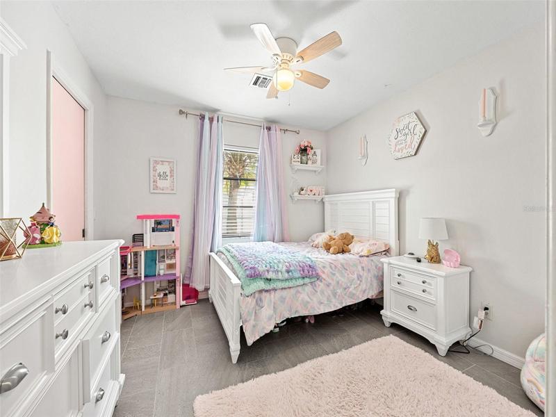 Guest Bedroom #1