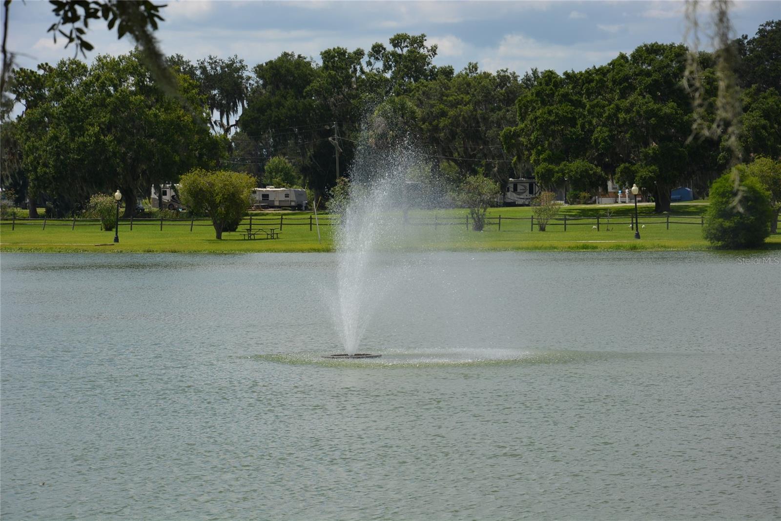 PARK WATERFOUNTAIN