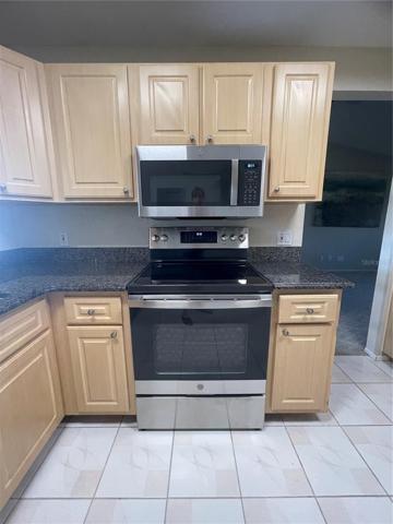 New Microwave & Range