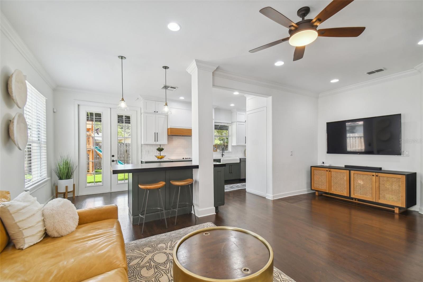 Open concept Family room and Kitchen