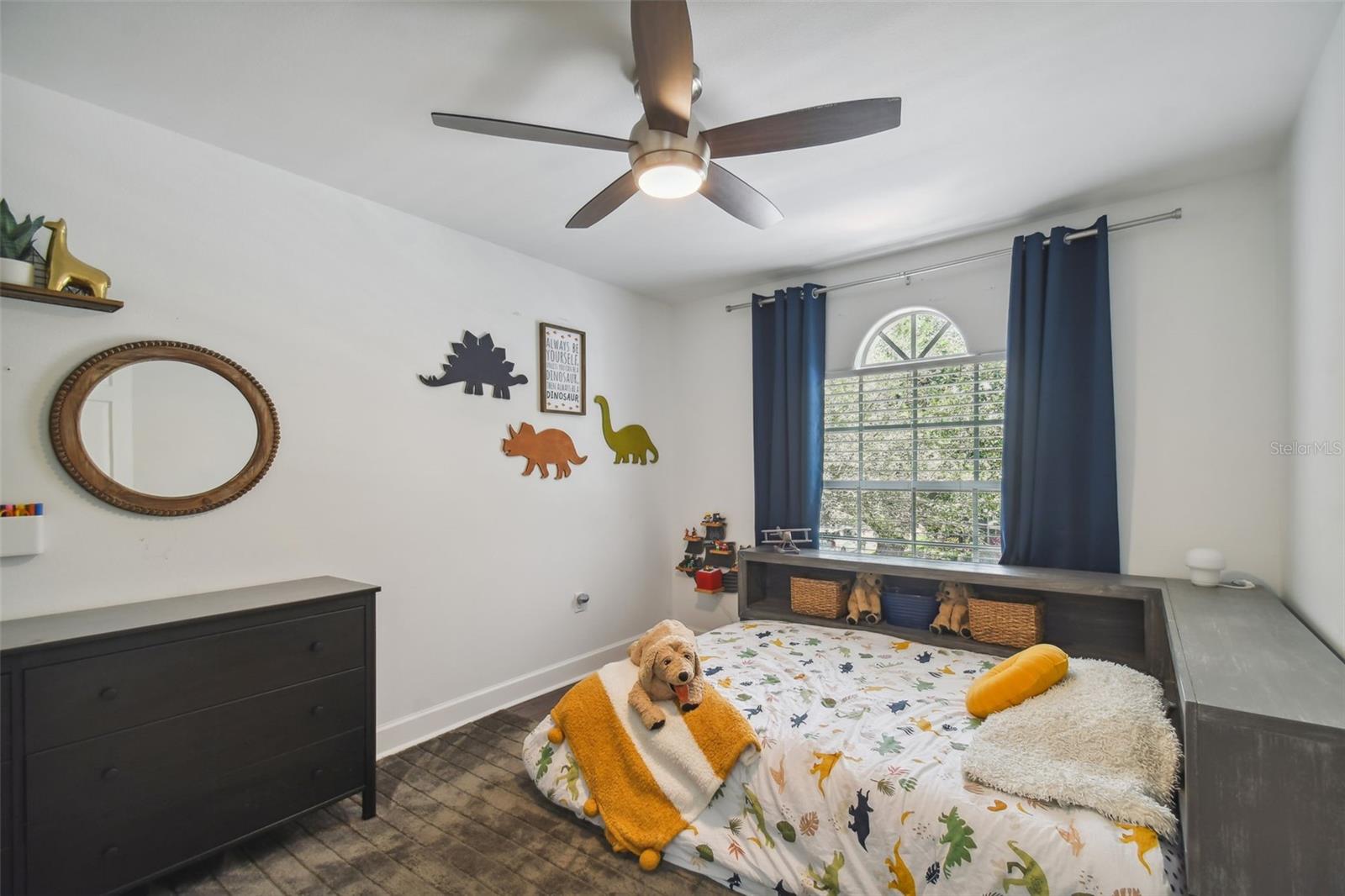 Additional bedroom