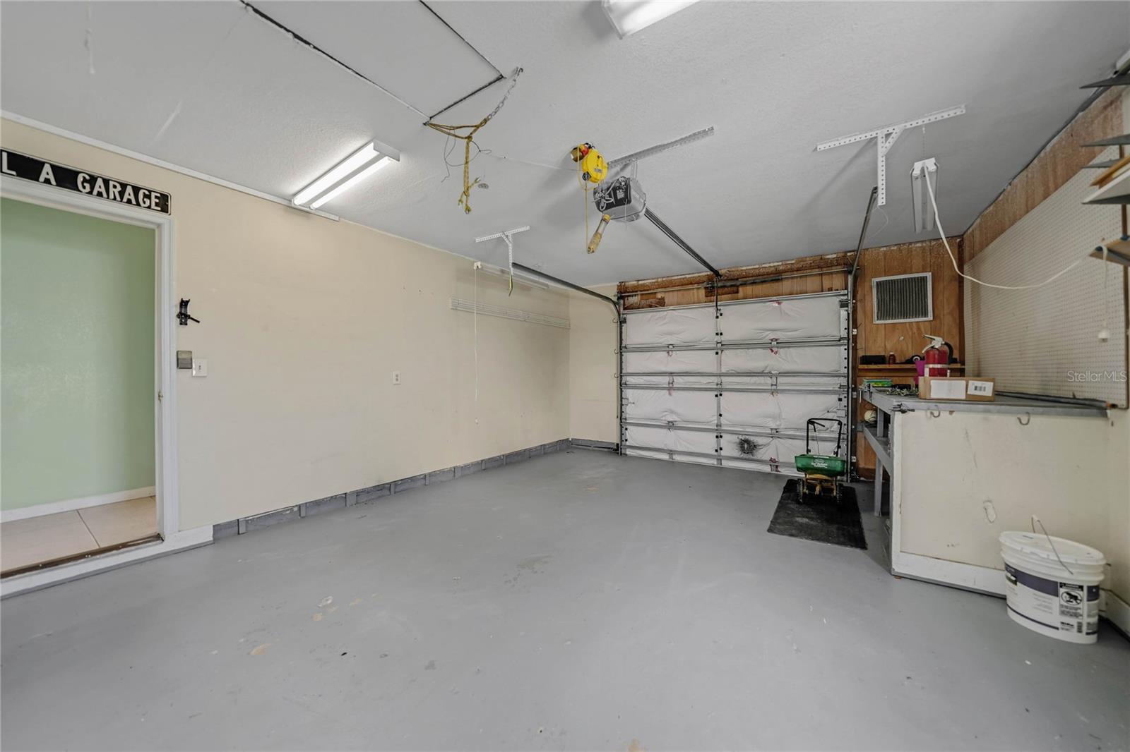 Attached Garage