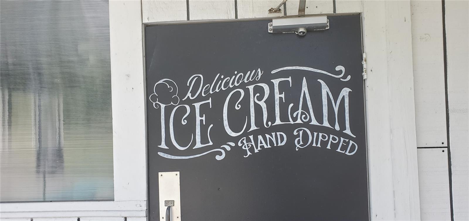 ICE CREAM ROOM DOOR
