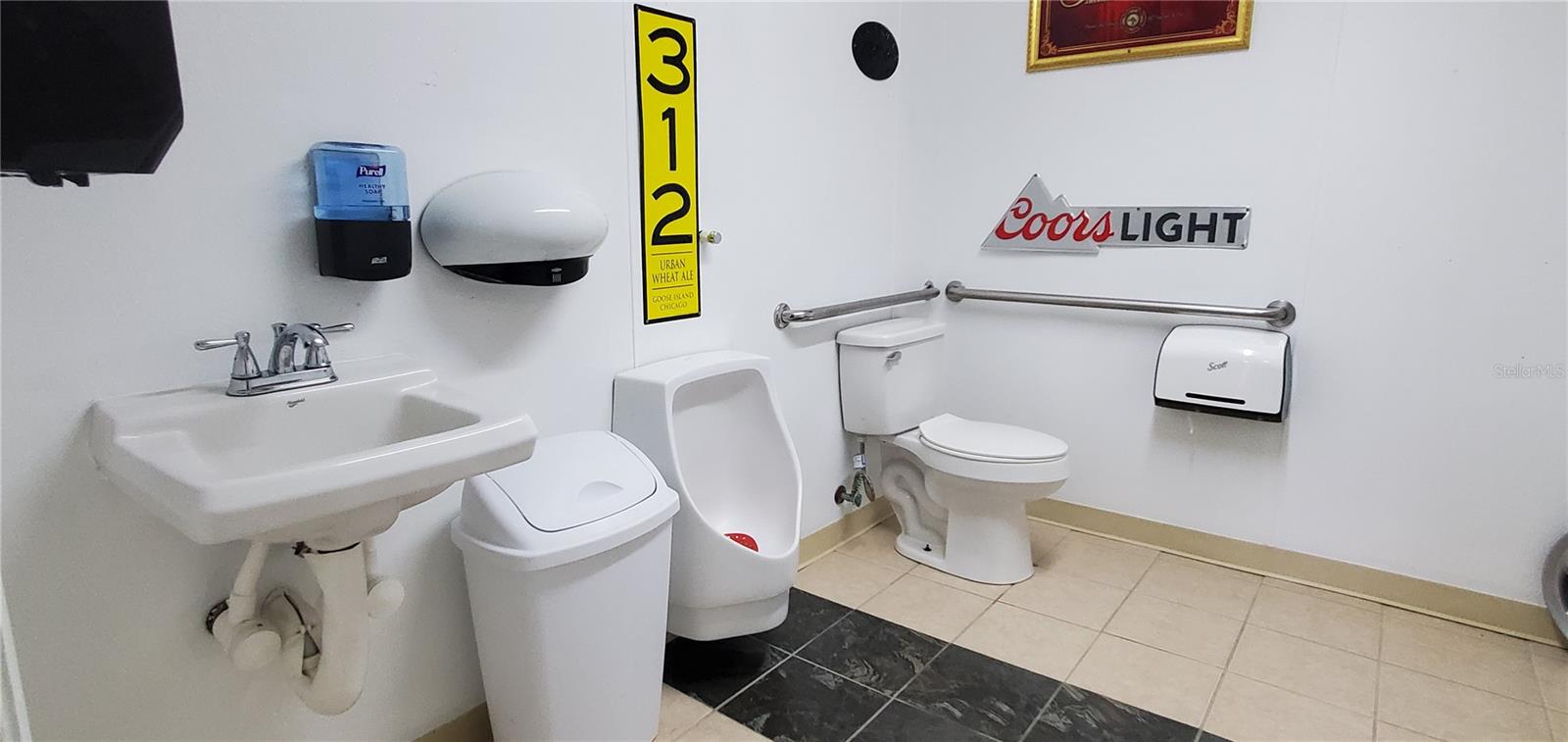 MENS ROOM