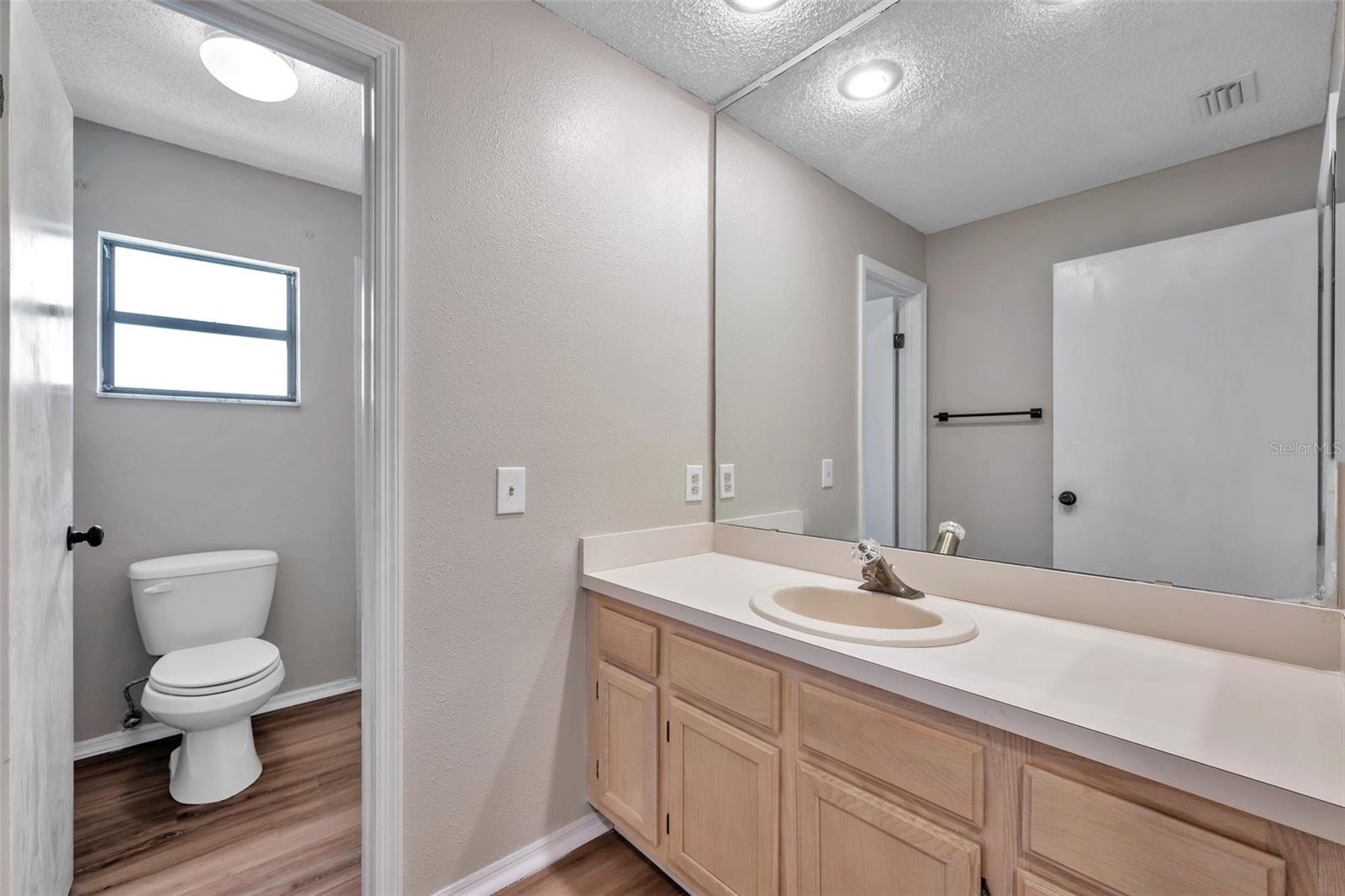 2nd bathroom