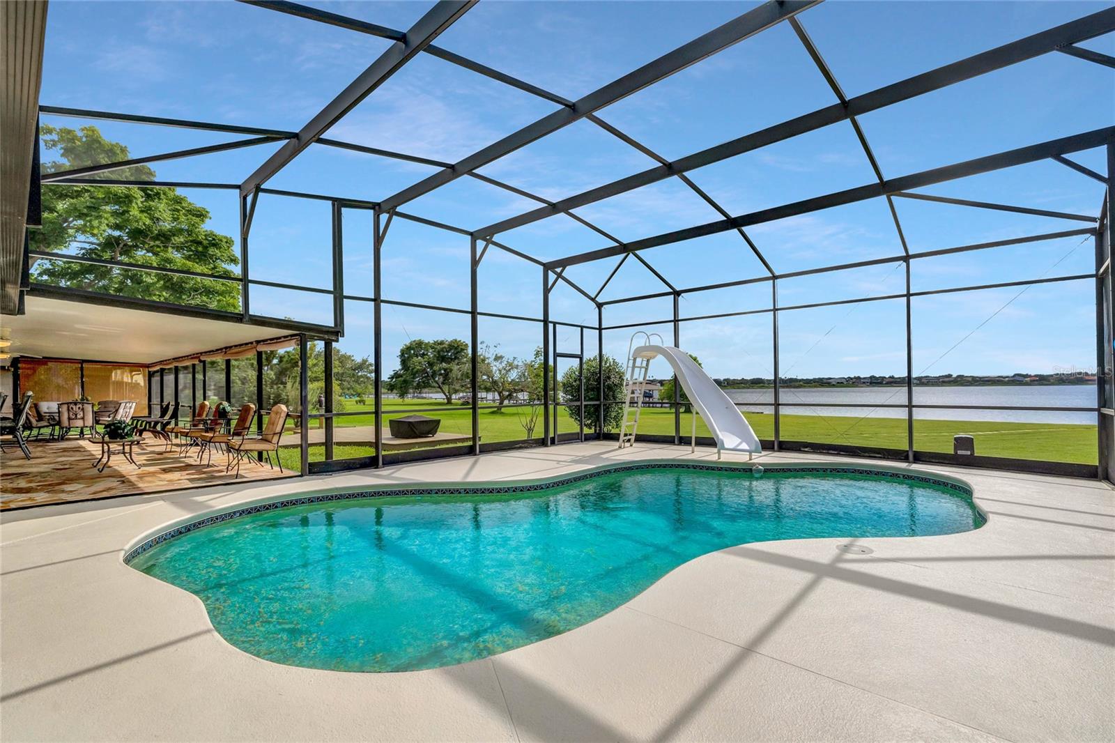 Screened Pool
