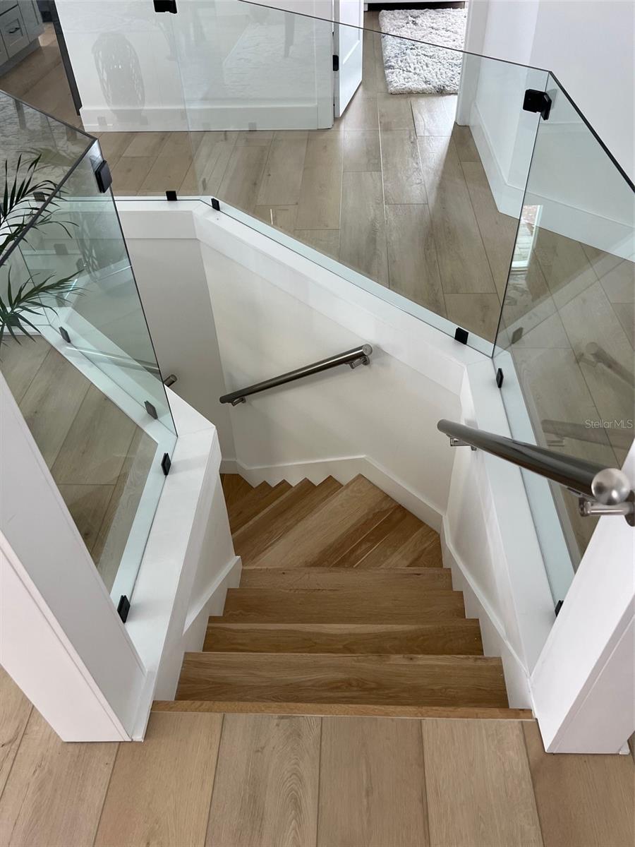 Beautiful staircase from 2nd level to 1st