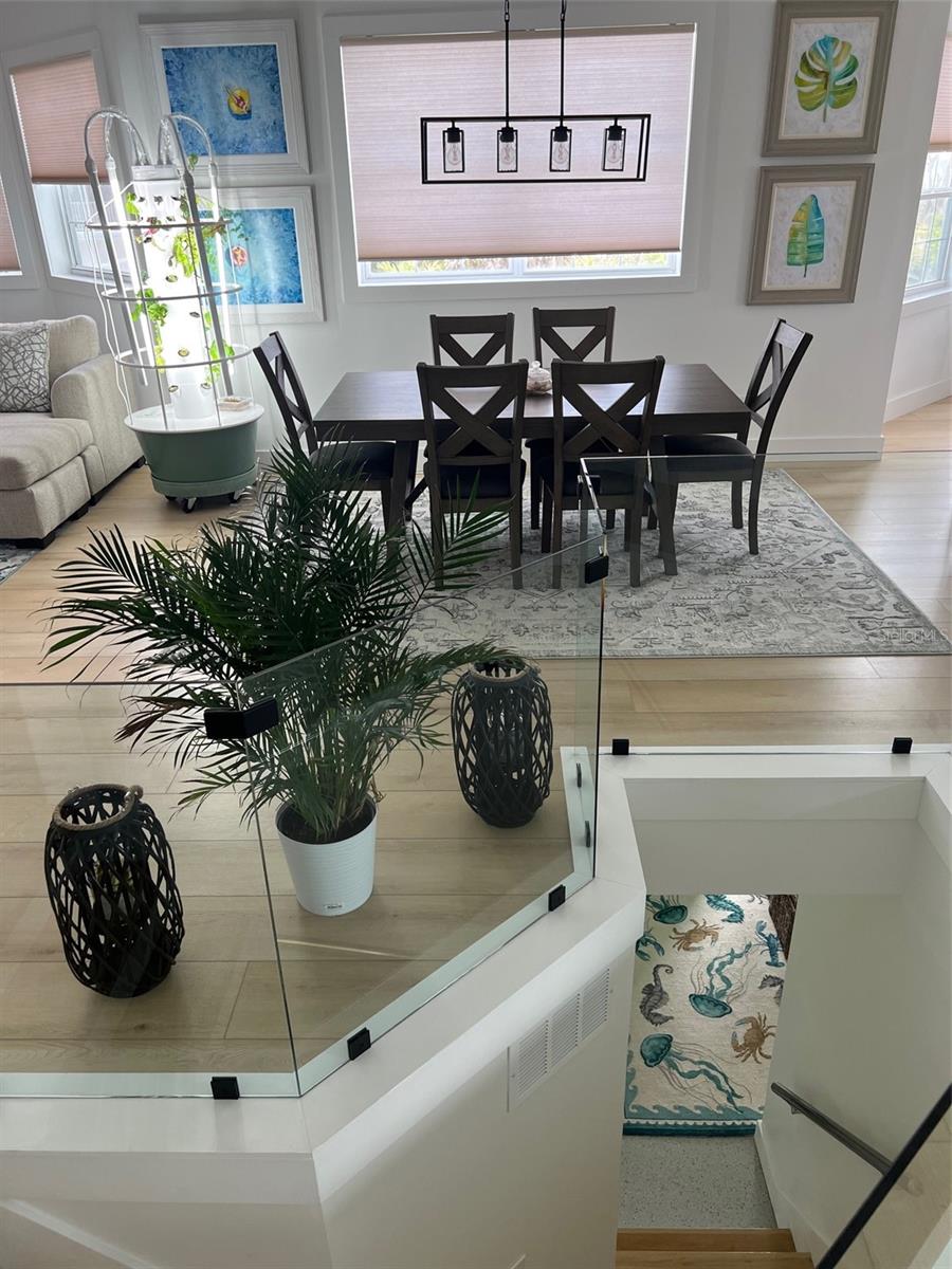 Level 2 open floor