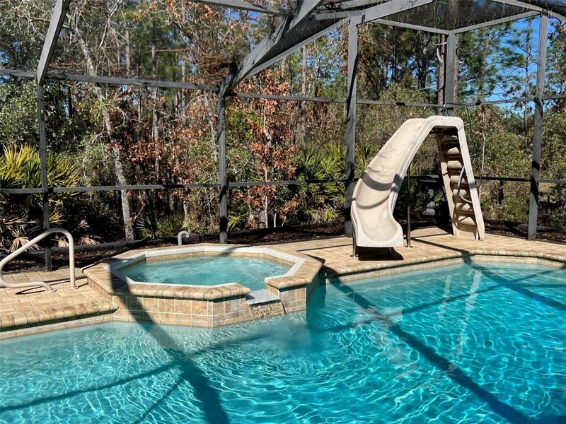 Large area for lounging in the sun!