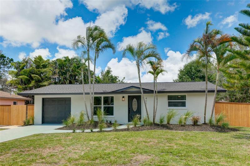 4021 Dyer Lane