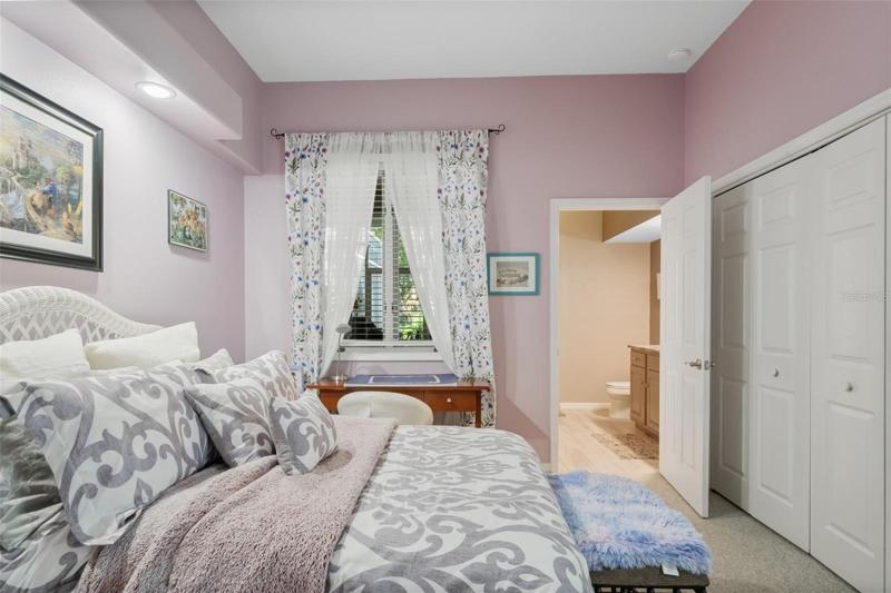 Guest bedroom #2