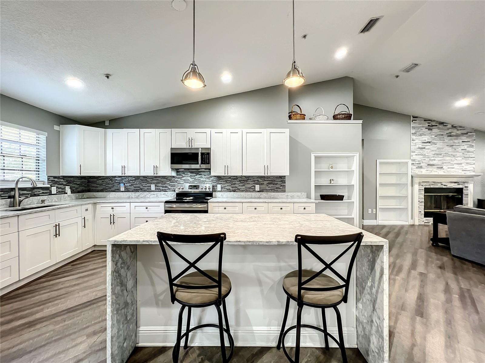 Breakfast Bar