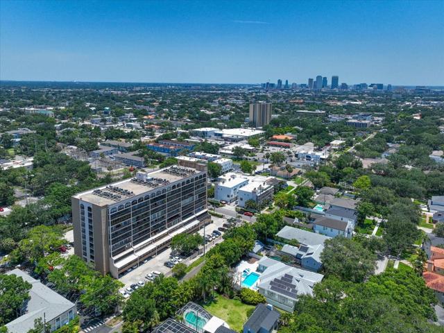 3211 Swann Avenue-located in the heart of South Tampa!