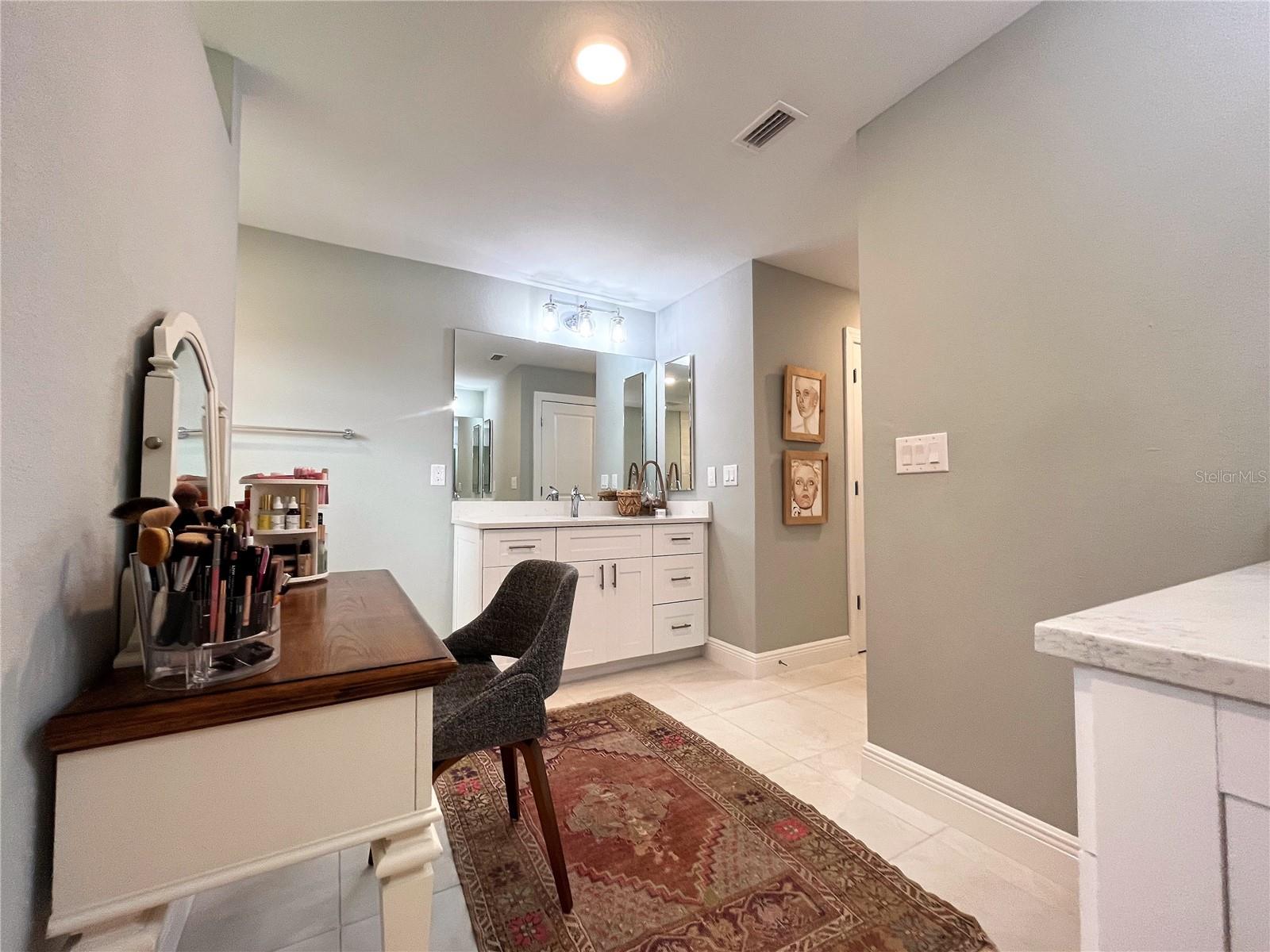 Owner's en suite bathroom is spacious