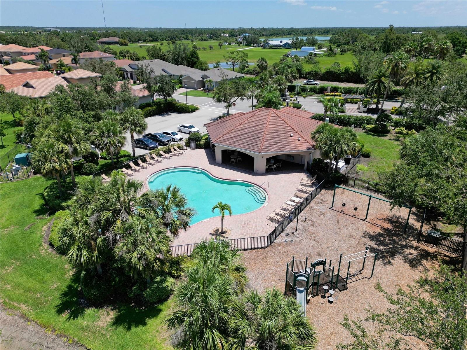 Club house / Pool / Playground