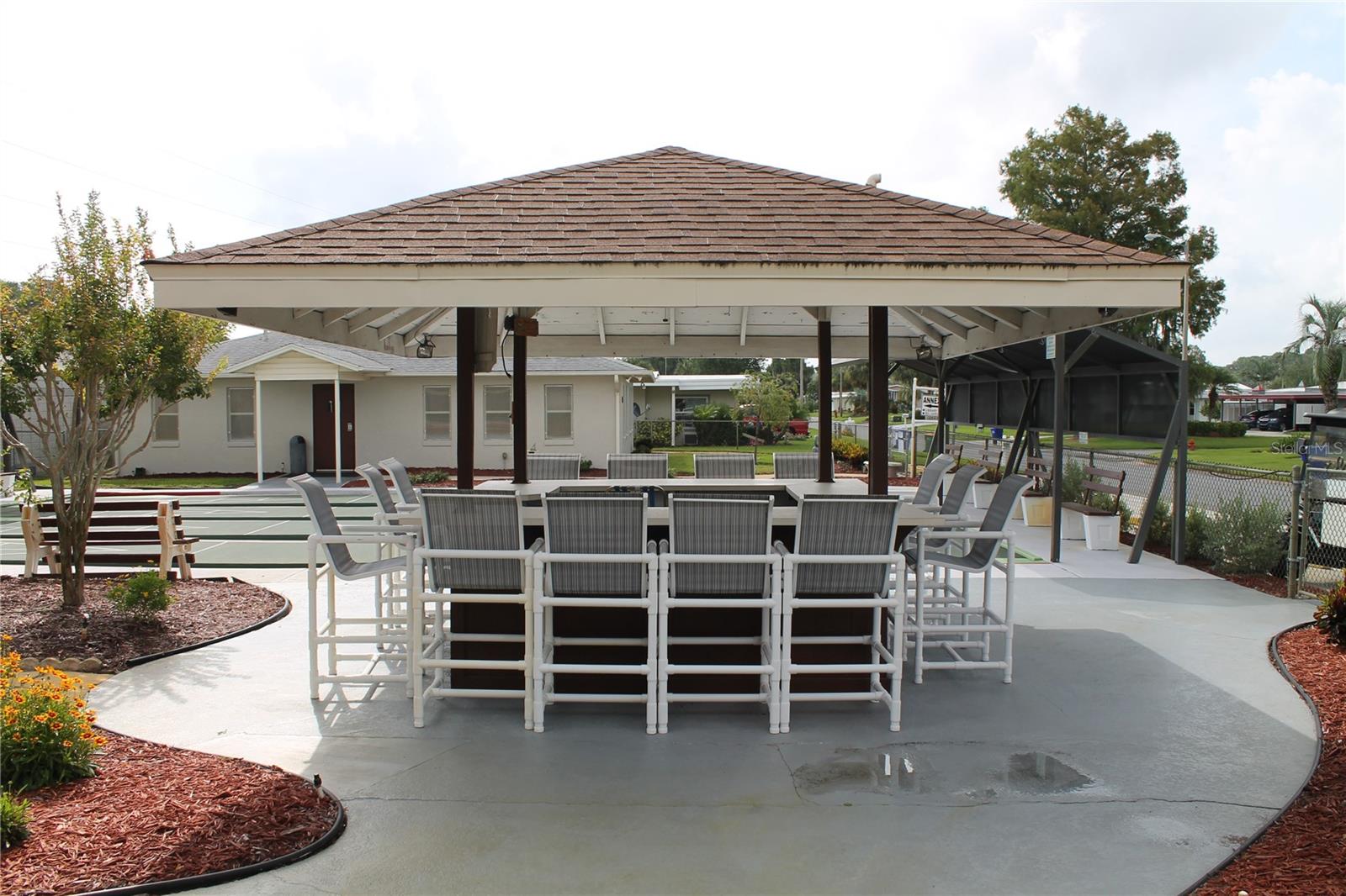 Entertaining area off of the pool