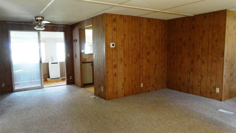 Living/dining room