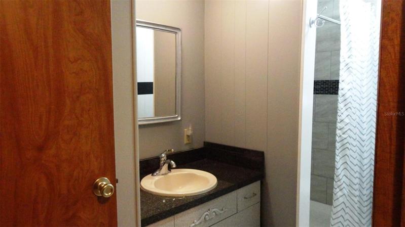 2nd bathroom