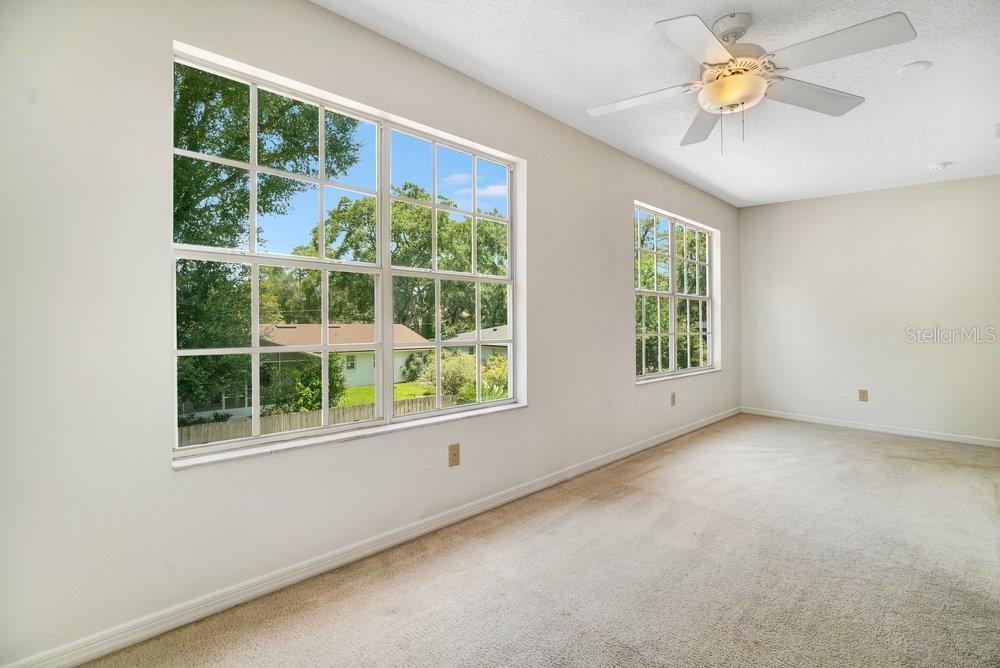 Upstairs flex space