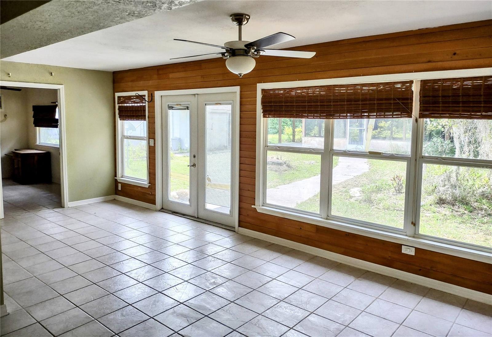 Large Florida room