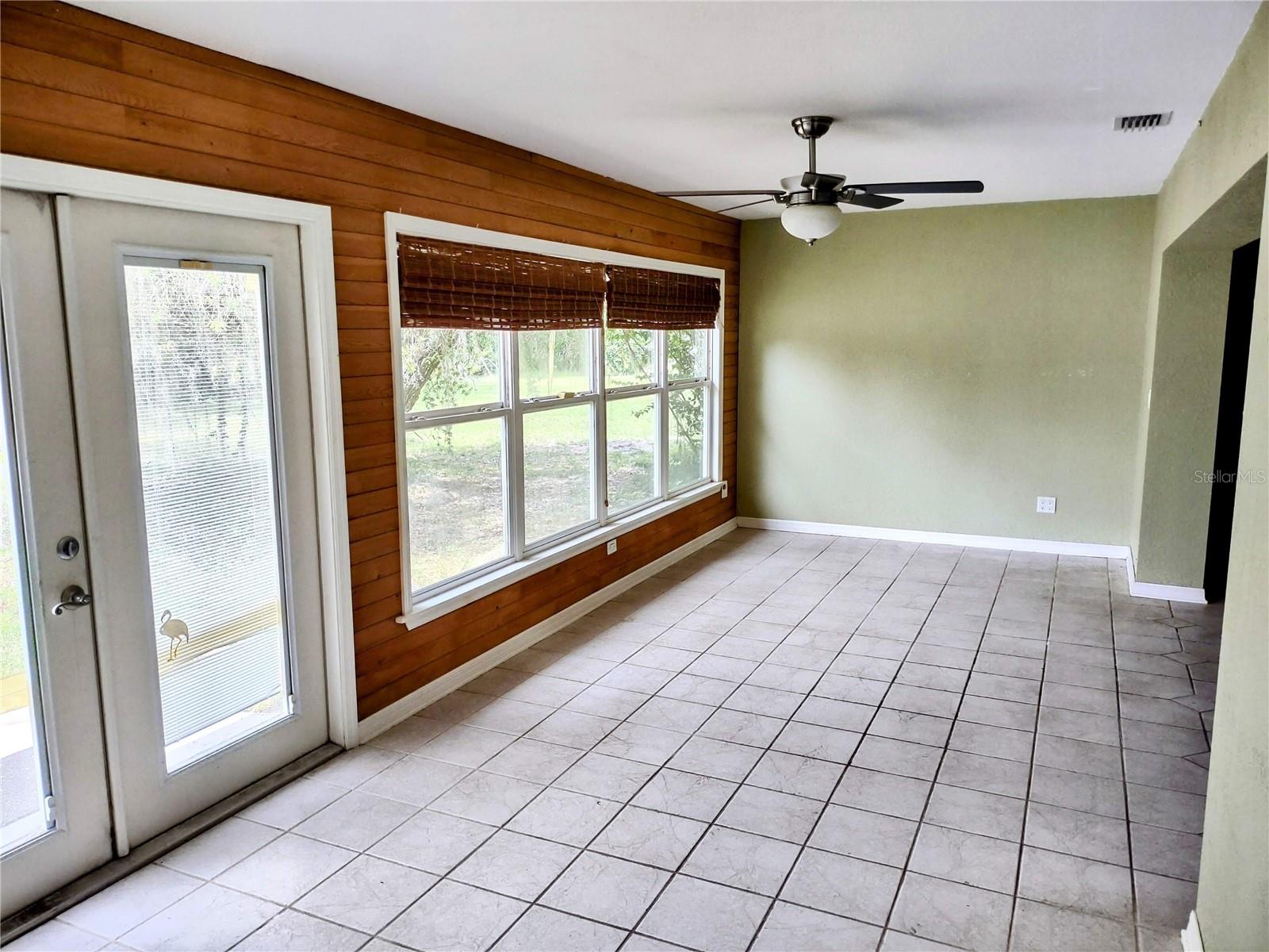 Large Florida room