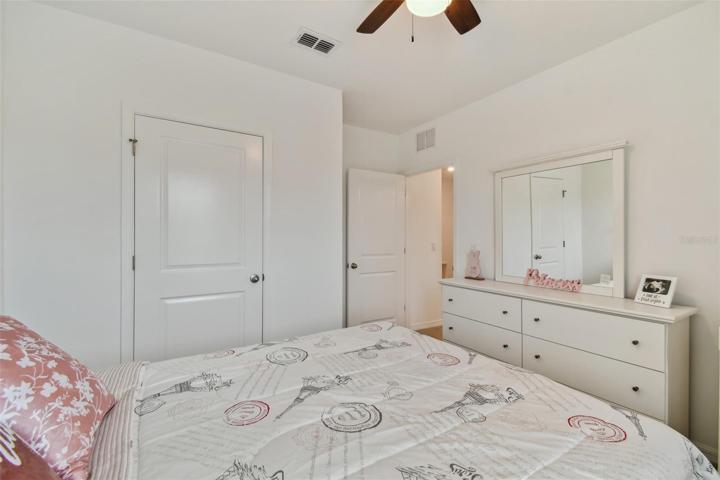 Bedroom alternate view