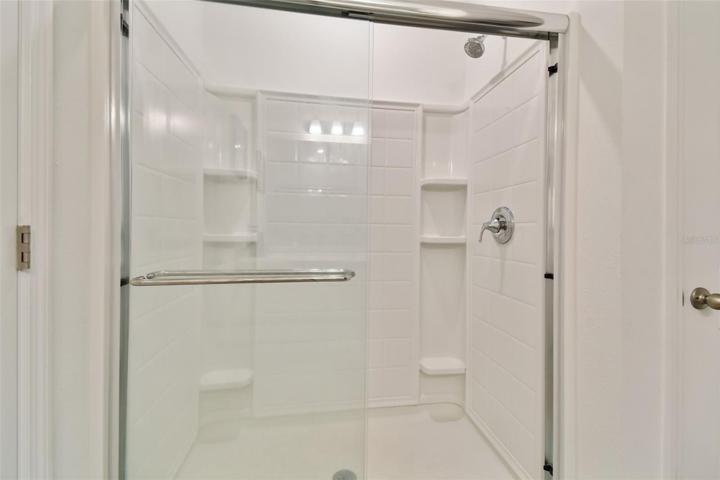 Bathroom shower