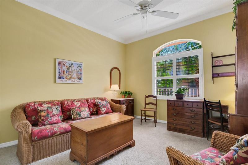 Second bedroom